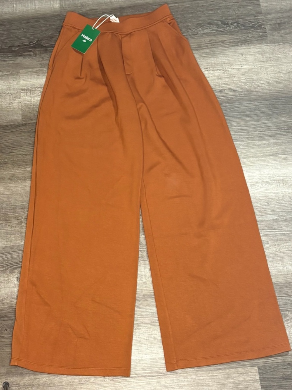 HALARA Flex High Waisted Wide Leg Work Pants w/ Pockets - Small - NEW with Tags!